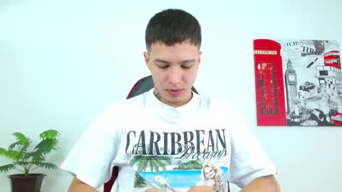 cumandres online show from March 15, 2:56 pm