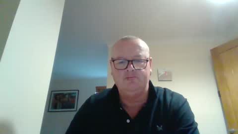 curiousax77 online show from March 8, 7:57 am