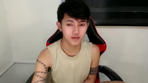 Steph online show from June 8, 11:39 pm