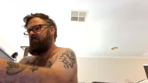 daddibear666 online show from December 23, 1:36 am