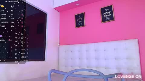 JAZMIN online show from January 3, 7:18 pm