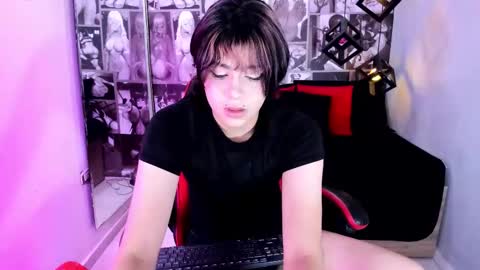 D A N online show from June 5, 7:41 pm