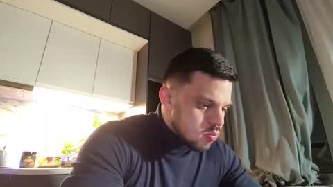 Daniel Kraig online show from January 31, 11:47 pm