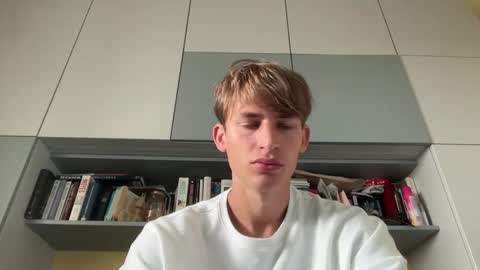 danio hot online show from October 8, 11:03 am