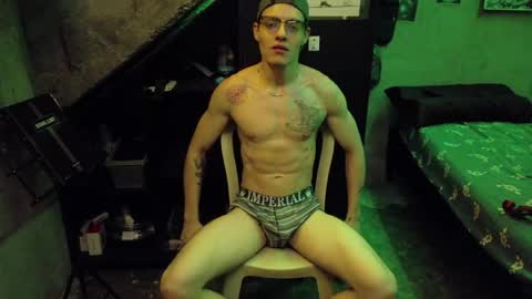 dany_kyng online show from April 1, 11:13 pm