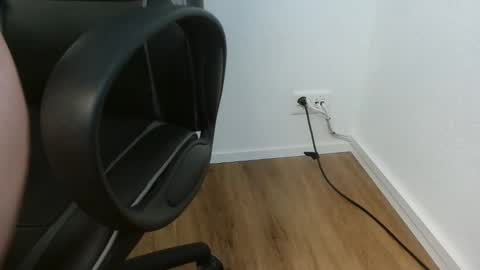 daupin9xxx online show from January 13, 2:32 pm