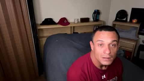 dave875126 online show from June 2, 12:44 am