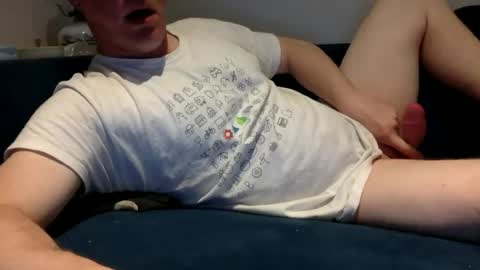 daveb709709709 online show from June 24, 2:03 am