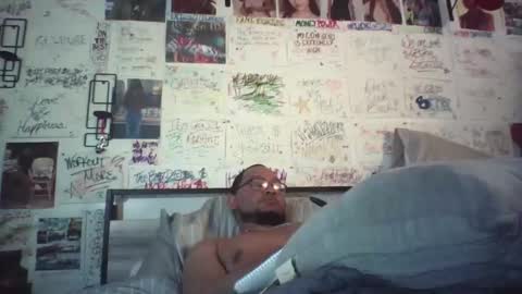 dbeamon92 online show from May 14, 6:06 pm