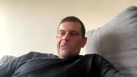 Defloy online show from December 14, 9:16 am