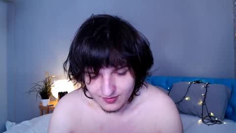 Alex online show from April 20, 9:39 pm