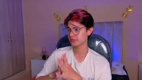 derek_sinn online show from July 3, 4:18 am