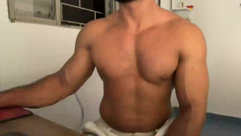 dinhoo14 online show from June 22, 1:44 am