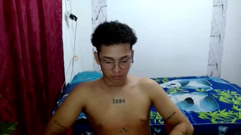 dirtyslimlatin online show from December 17, 6:03 pm