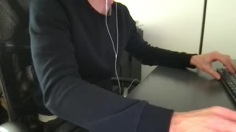 doctor_luv_69 online show from May 24, 2:56 pm