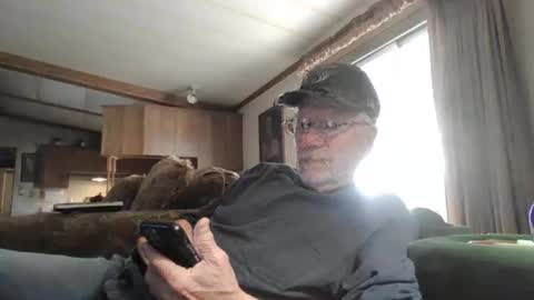 doingmyself69 online show from March 31, 7:59 pm