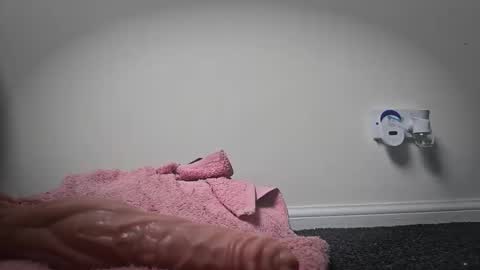 dollbodyboy online show from March 22, 7:24 am