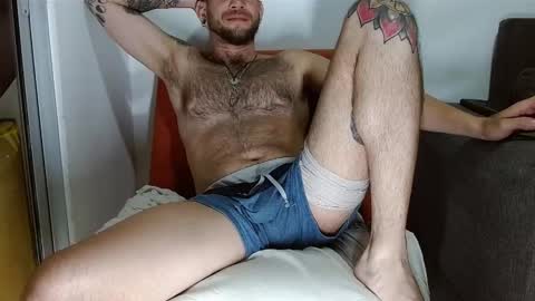 Logan - INDEPENDET MODEL online show from March 20, 7:40 pm