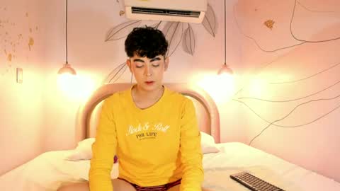 DOMINIC  online show from June 30, 8:10 pm