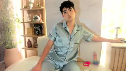 DOMINIC  online show from July 15, 9:10 pm