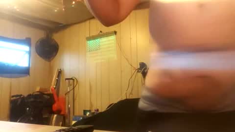 donaldblades04 online show from May 19, 11:27 am