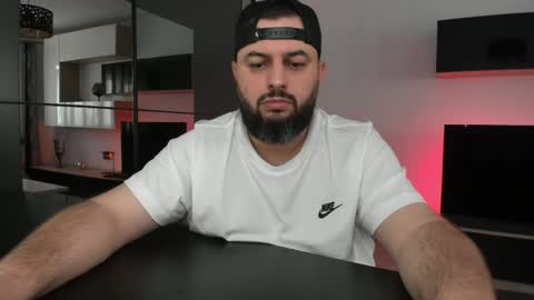 DravenPeak online show from May 26, 2:57 pm