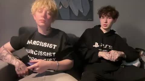 Mark online show from June 25, 12:24 am