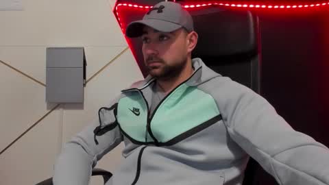 DuncanStone online show from March 12, 5:15 am