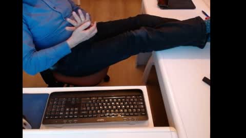 dutchpornking2 online show from April 4, 6:05 pm