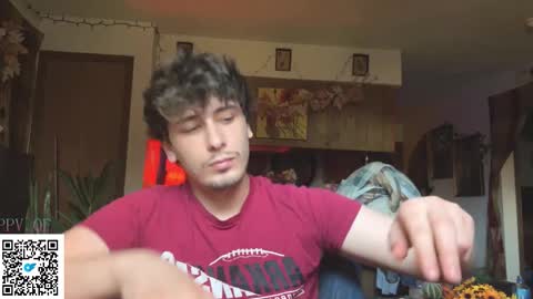 Dylan Daniel 7.8 online show from November 16, 8:44 pm