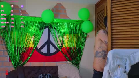 D Y L A N online show from April 8, 2:12 am