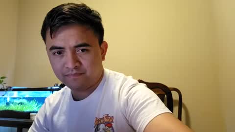 EffenHowie online show from August 4, 3:34 am