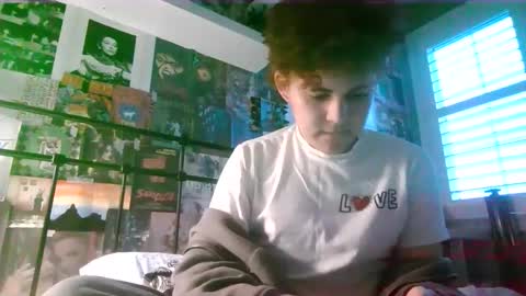 eighte3nyroldfag online show from March 18, 11:30 pm