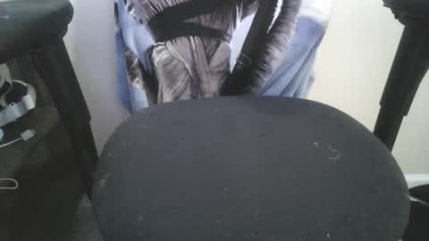 emberrush online show from November 22, 9:31 am