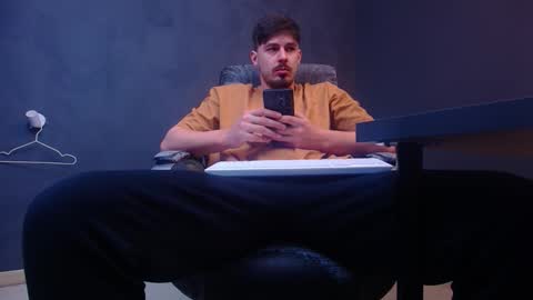 EnzoRace online show from February 8, 7:25 am