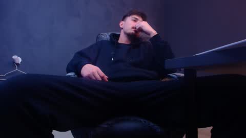 EnzoRace online show from February 10, 7:46 am