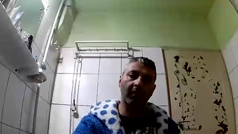 eric online show from December 9, 2:56 am