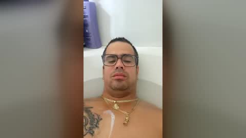 ernesto5y7 online show from July 22, 6:11 pm