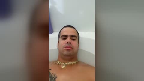 ernesto5y7 online show from July 18, 6:24 pm