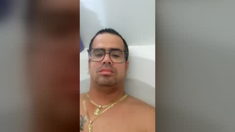 ernesto5y7 online show from July 20, 3:56 am