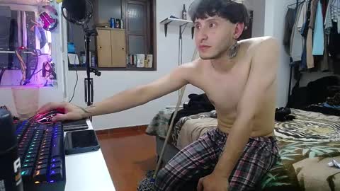 Esteban online show from January 13, 2:28 am