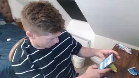 essexlad2022 online show from June 11, 2:44 am