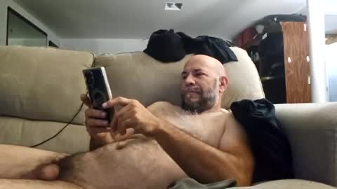 estova2002 online show from August 6, 8:42 am