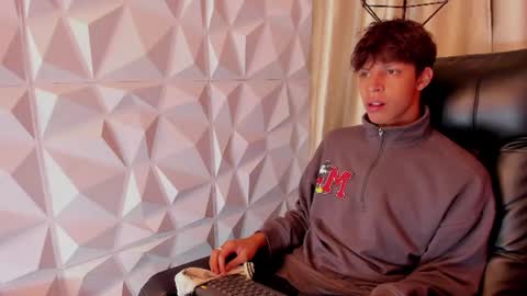 Ethan online show from July 10, 11:46 am