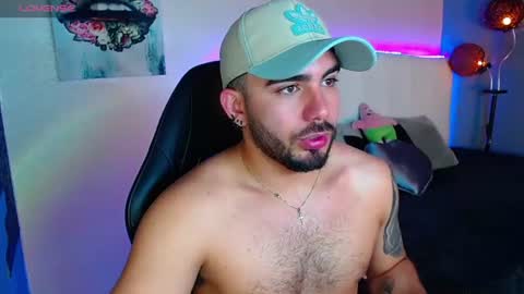 Ethan online show from July 18, 8:36 pm