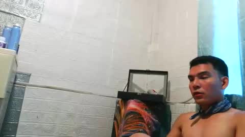Ethan Walter online show from May 19, 1:56 am
