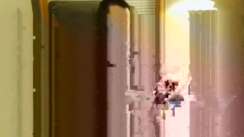 evanm87 online show from April 3, 4:42 am