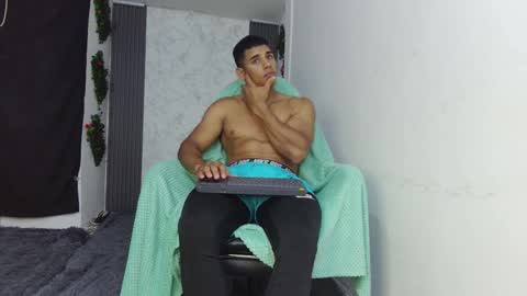 luis online show from December 20, 2:29 am