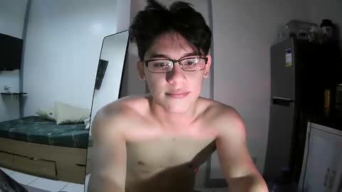 fastfucker_22 online show from February 6, 4:20 am