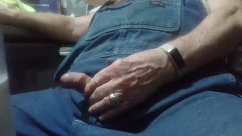 Fred. online show from March 5, 5:14 am